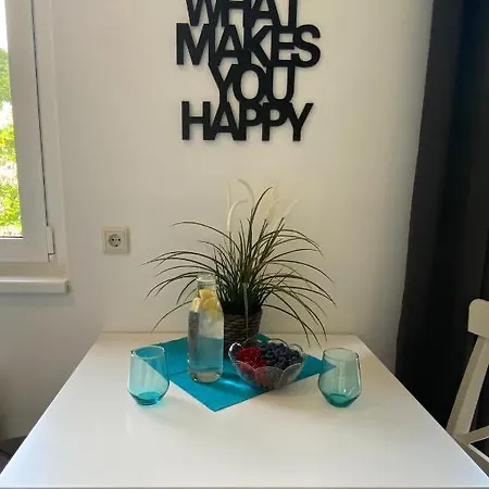 Apartment Ferienappartement „zuhaus' Am Worthersee“ *