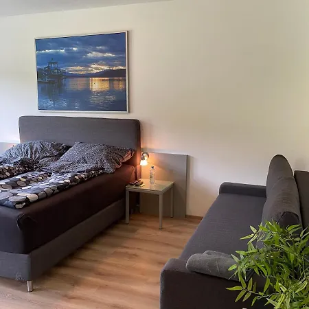 Apartment Ferienappartement „zuhaus' Am Worthersee“ *